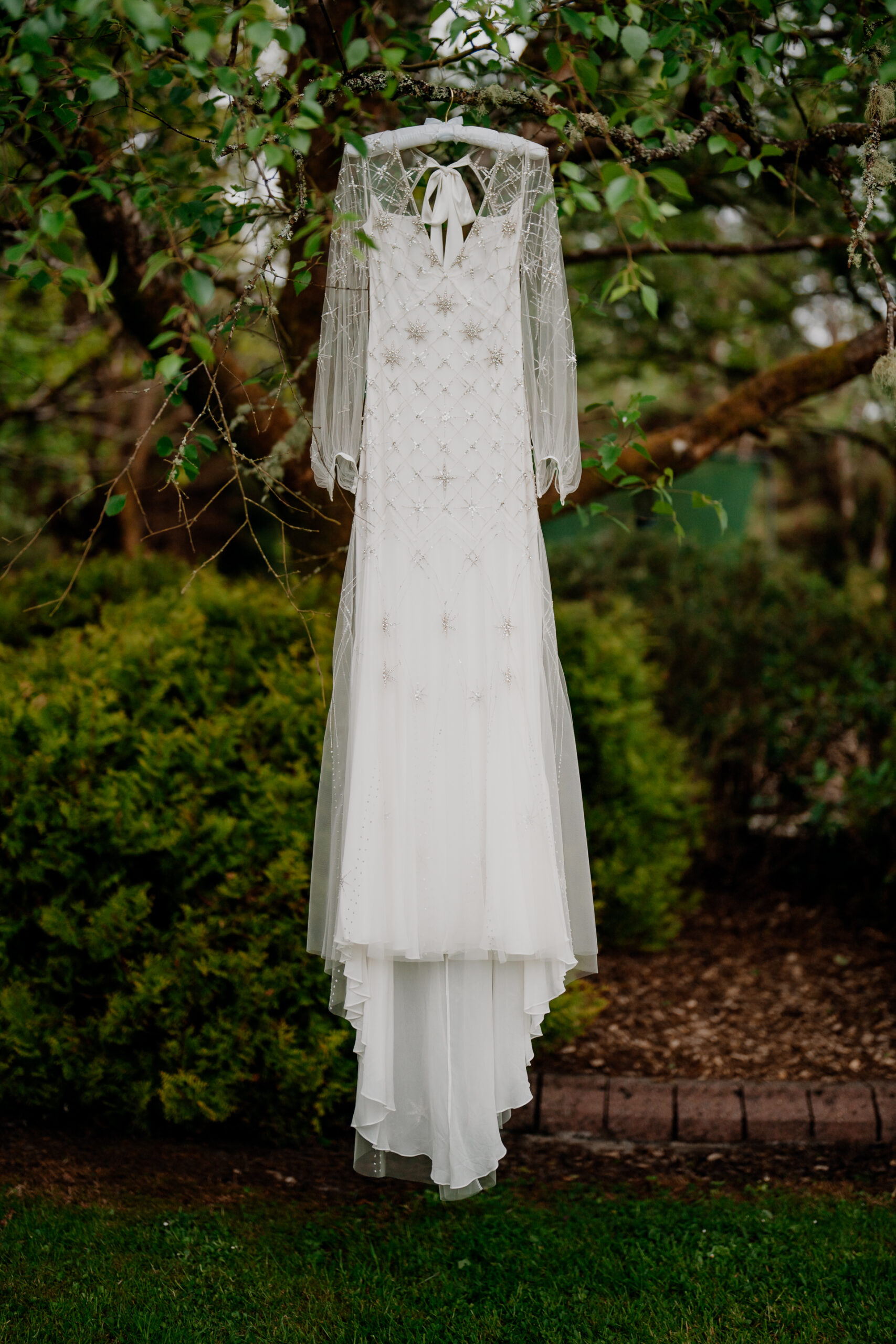 A statue of a person in a white dress