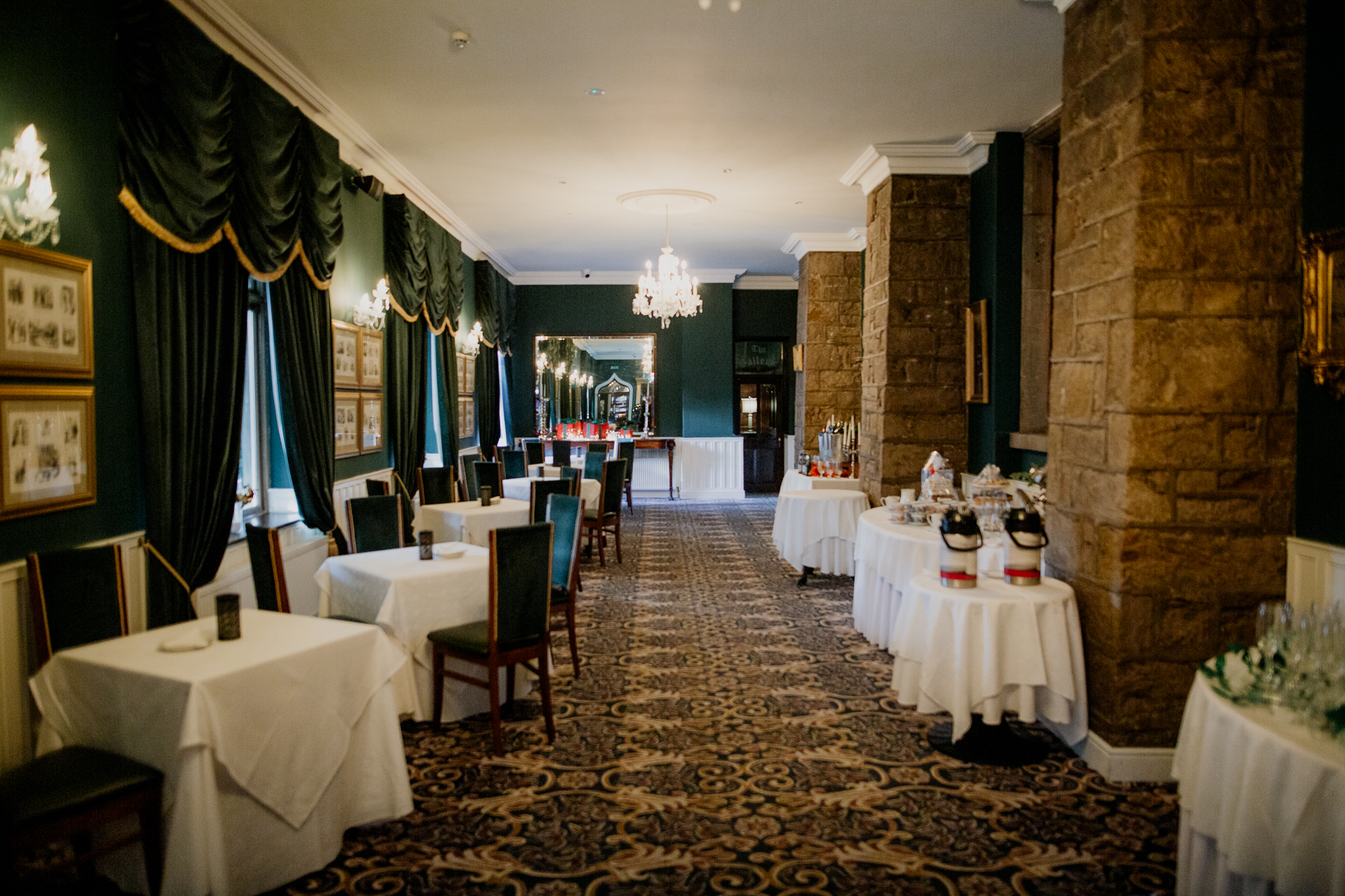 A room with tables and chairs