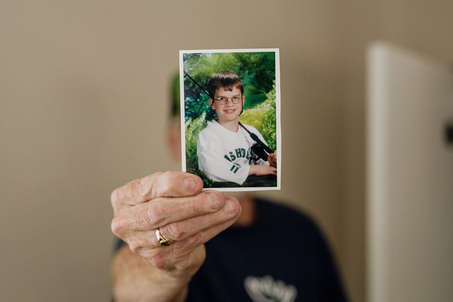 A person holding a picture