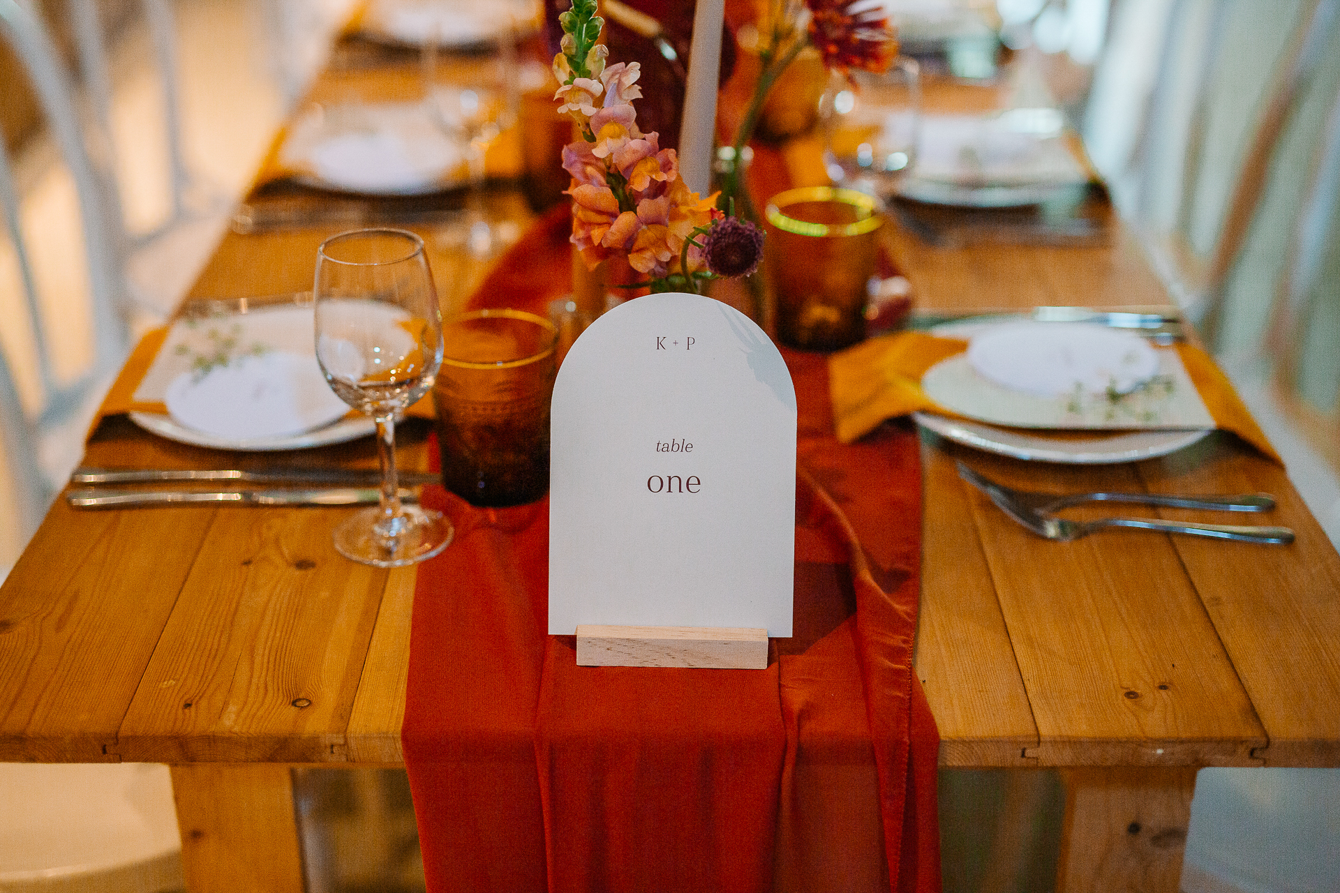 A table with plates and glasses