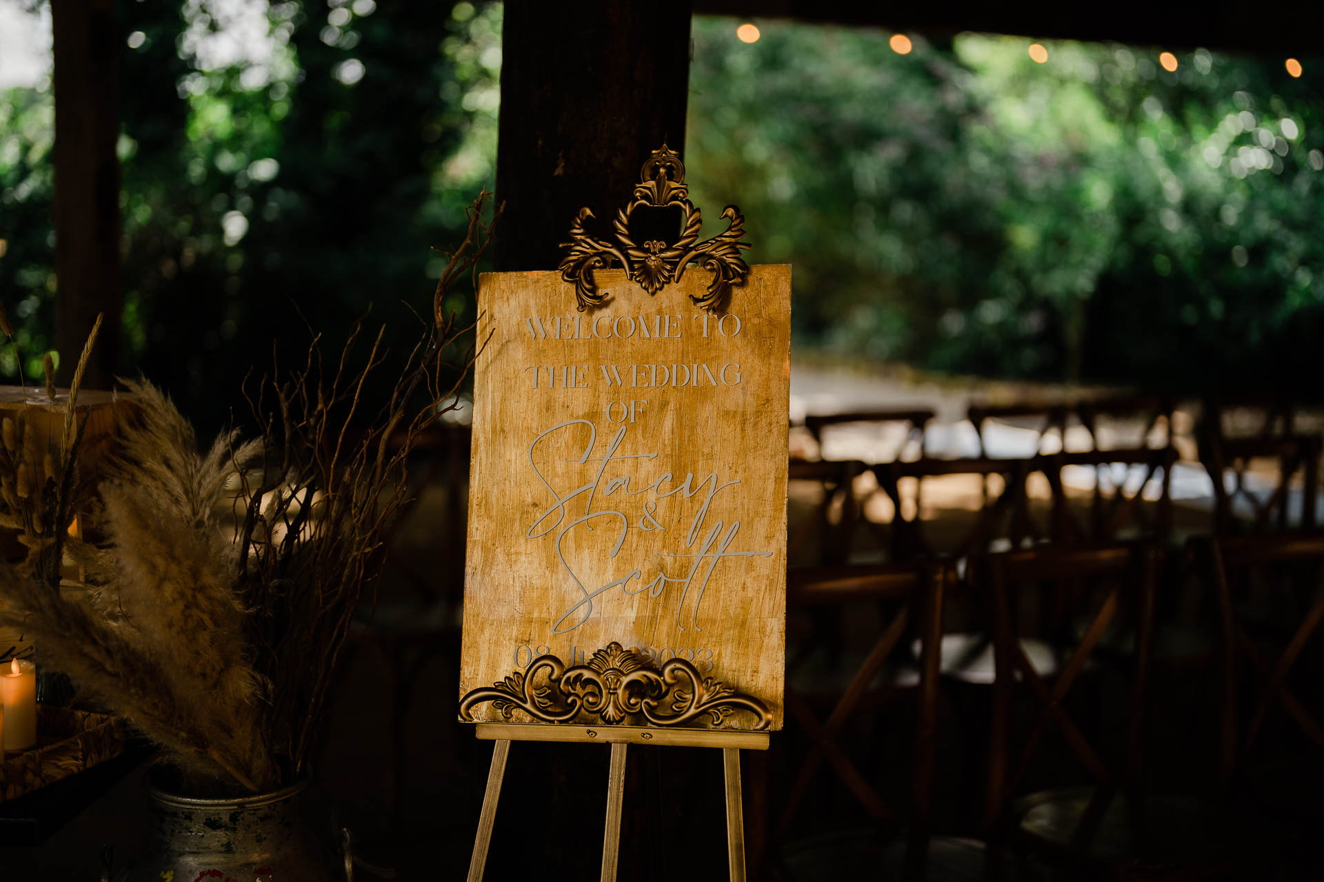 A wooden sign with a crown on it