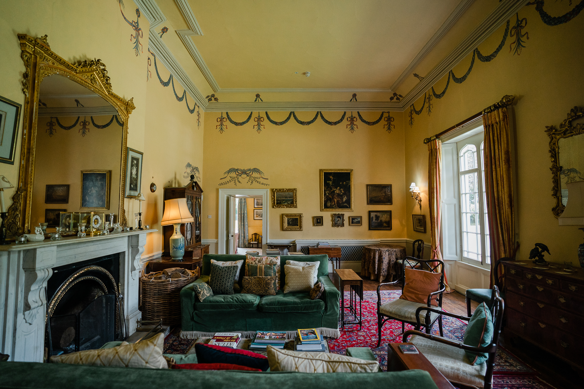 A living room with a fireplace