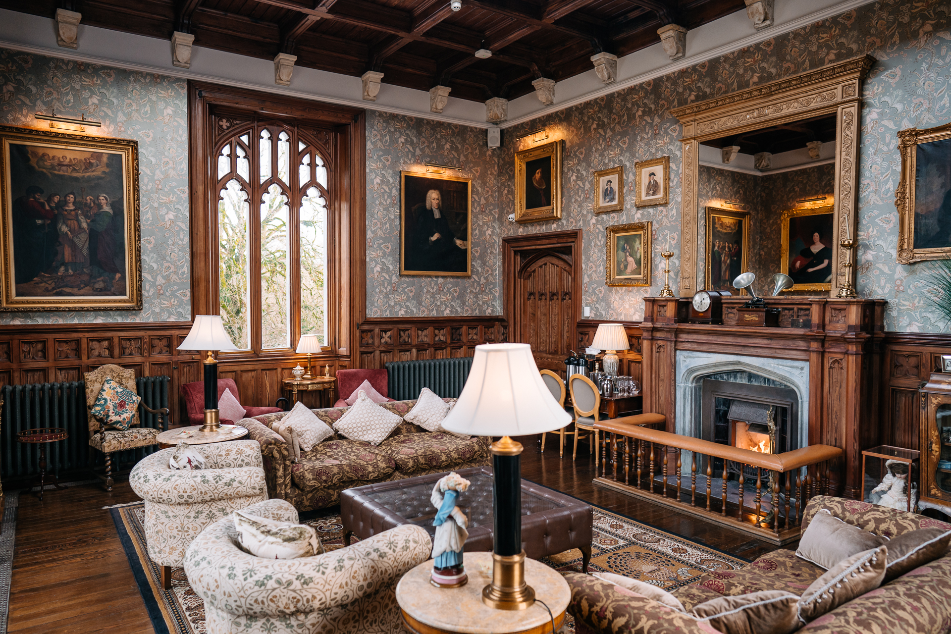 A living room with a fireplace