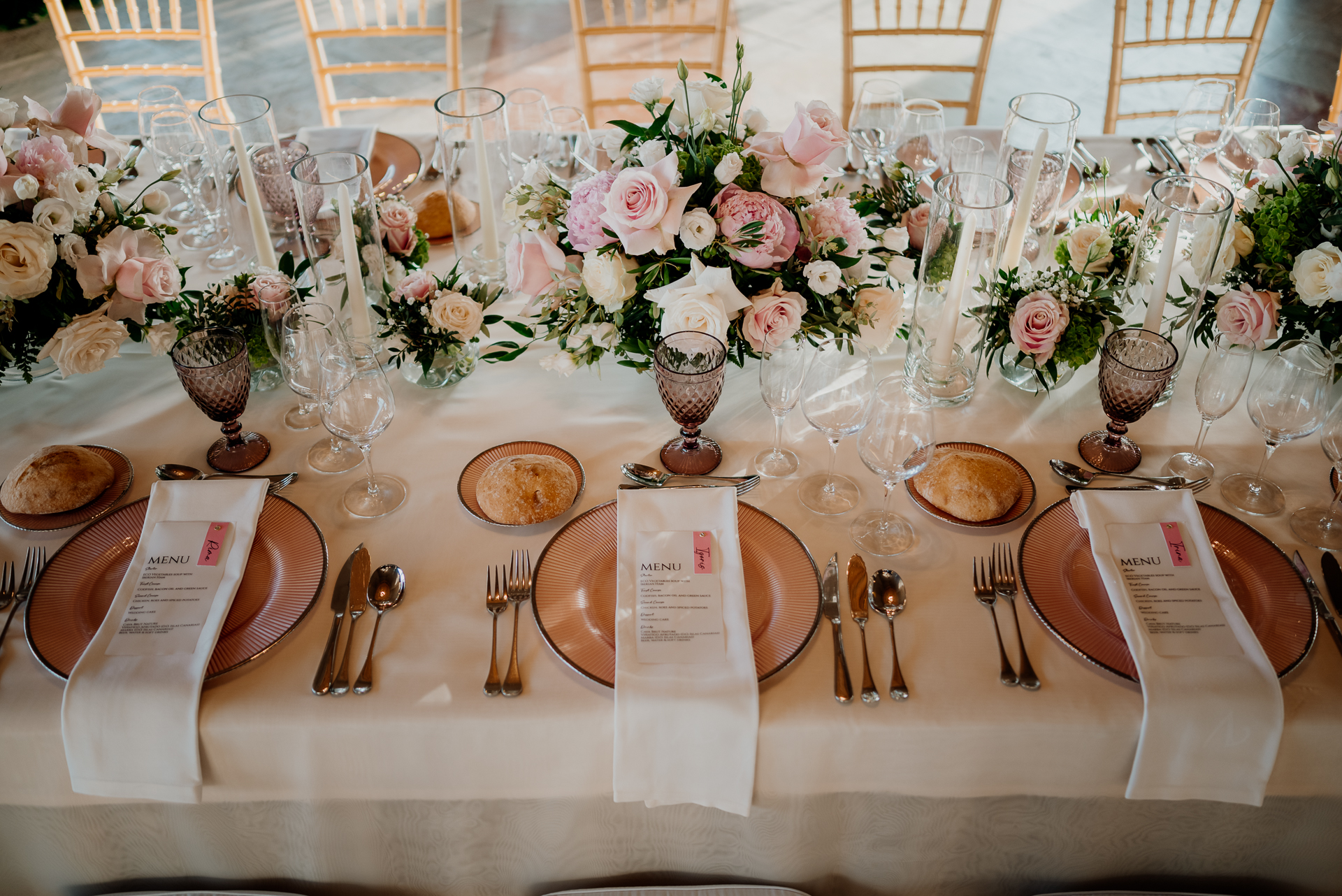 A table with plates and glasses