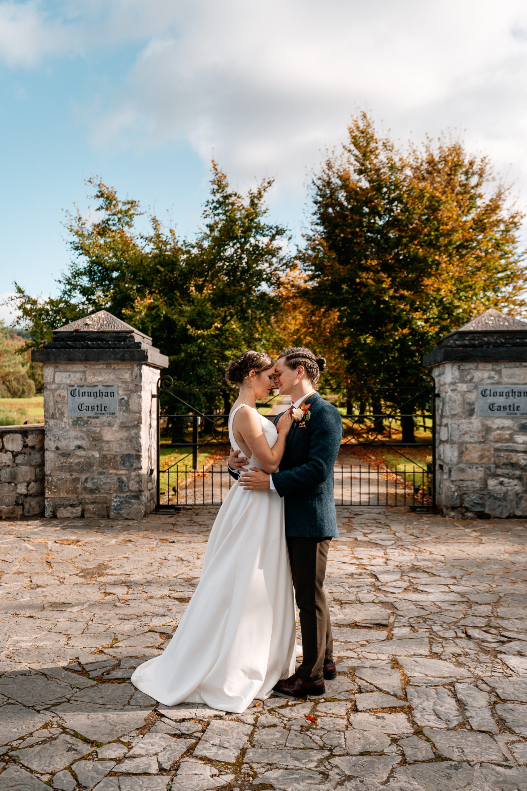 Location-For-Bride-Groom-session-Cloughan-Castle