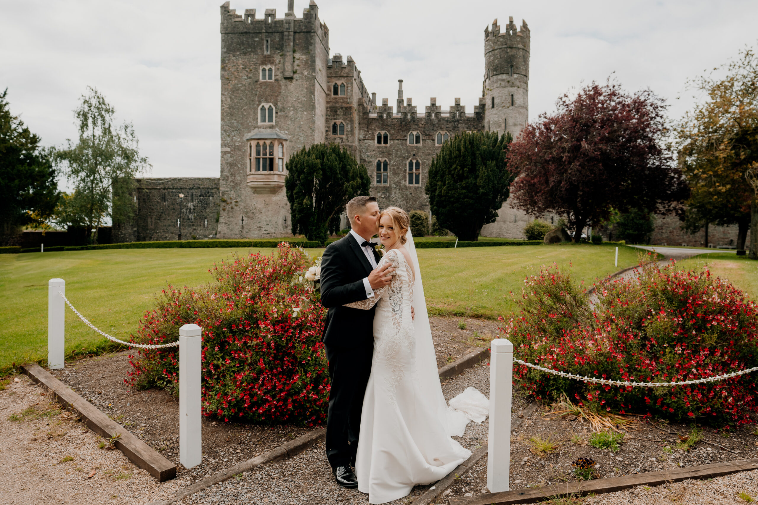 kilkea-castle-wedding-photoshoot-romantic-couples-session