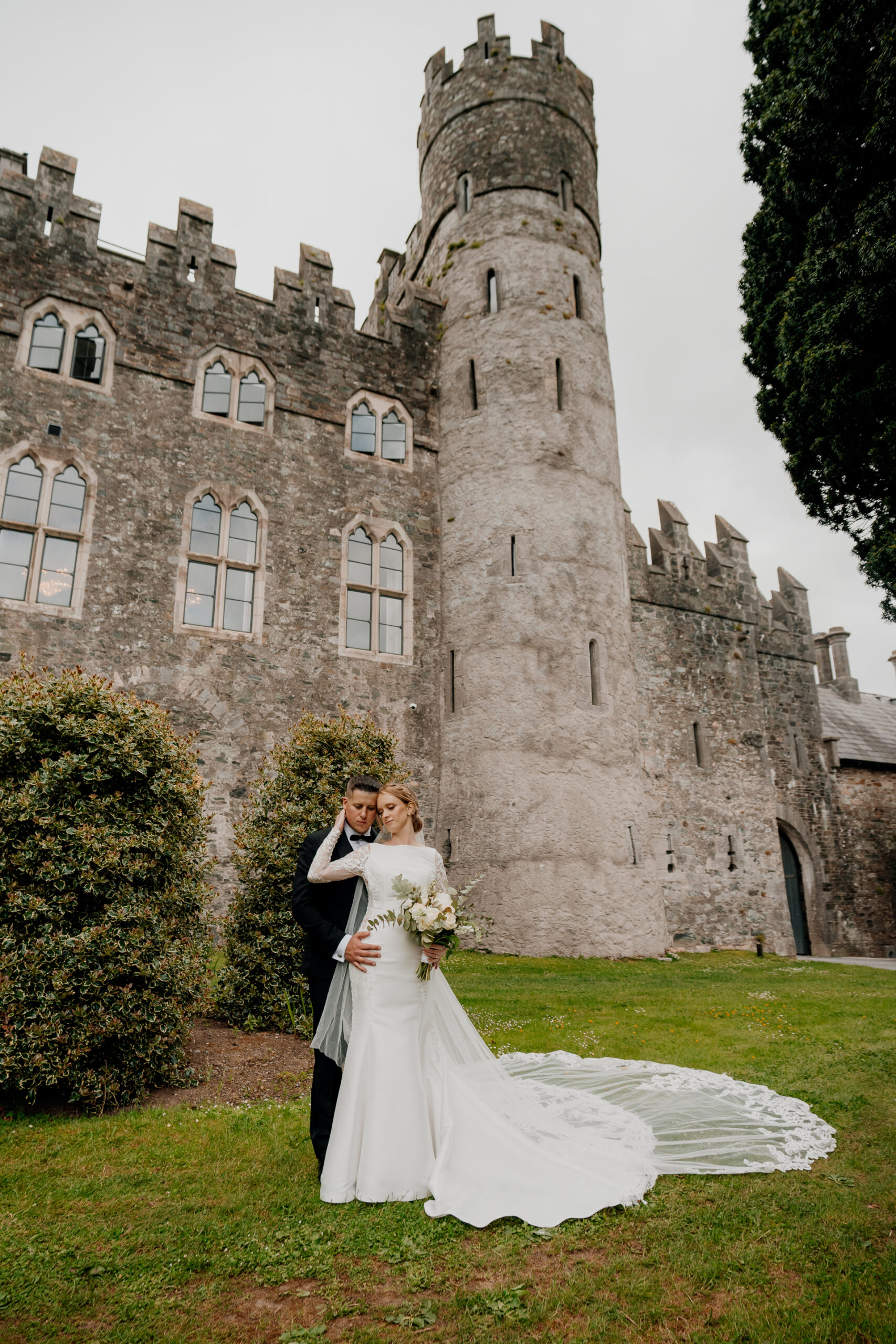 kilkea-castle-wedding-photoshoot-romantic-couples-session