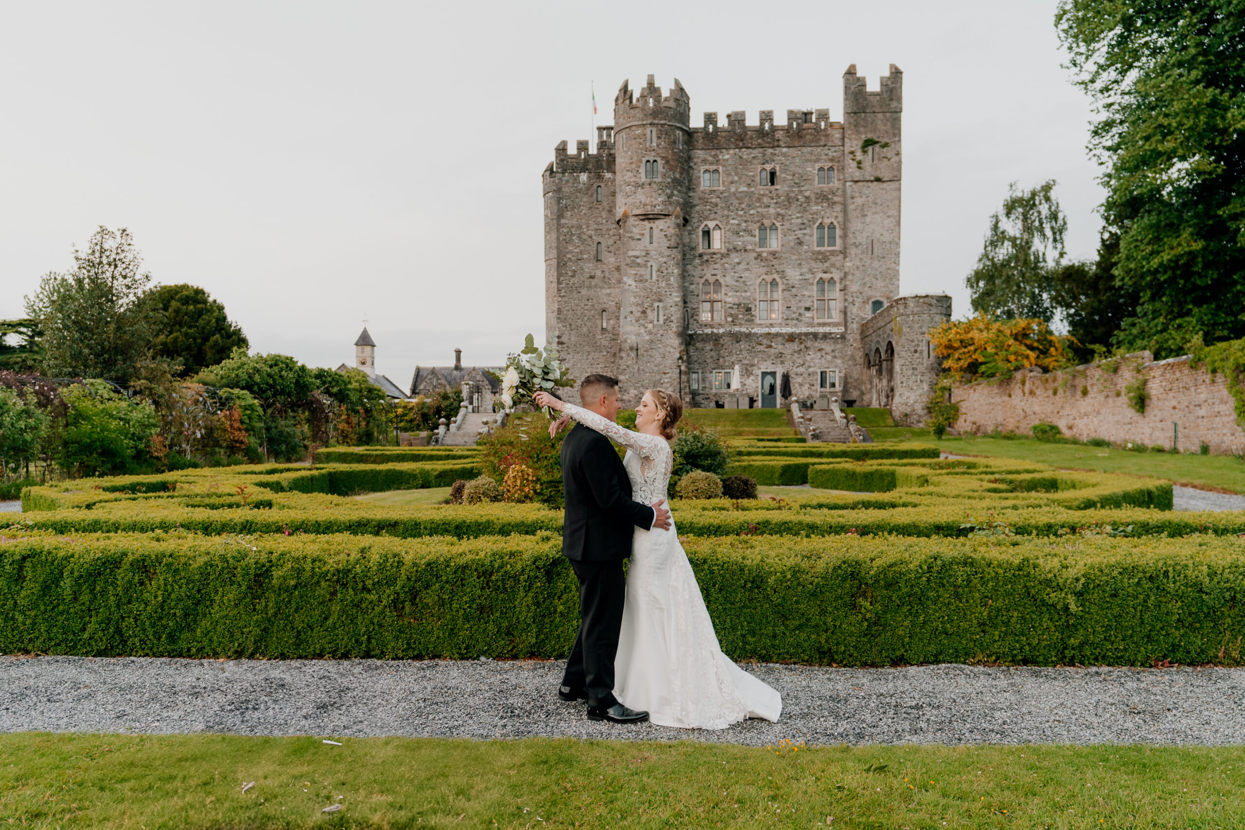 kilkea-castle-wedding-photoshoot-romantic-couples-session