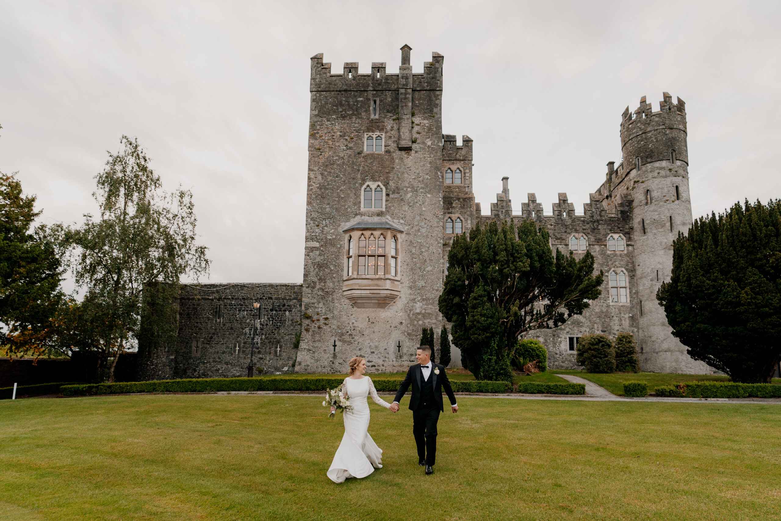 kilkea-castle-wedding-photoshoot-romantic-couples-session