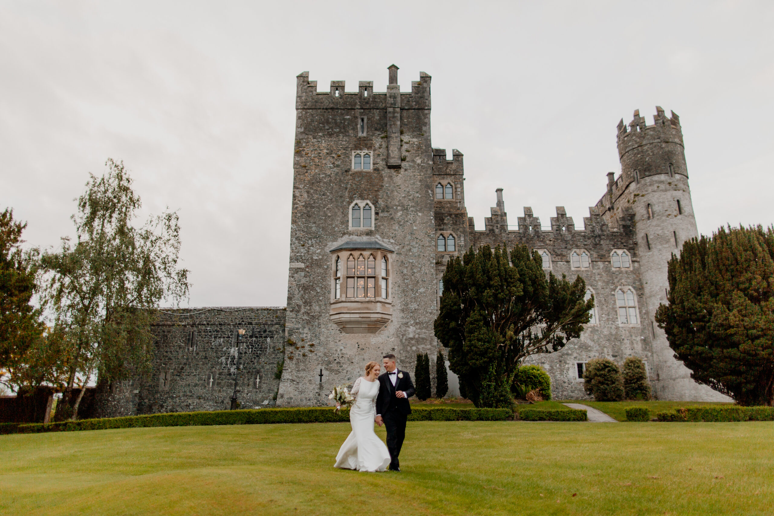 kilkea-castle-wedding-photoshoot-romantic-couples-session