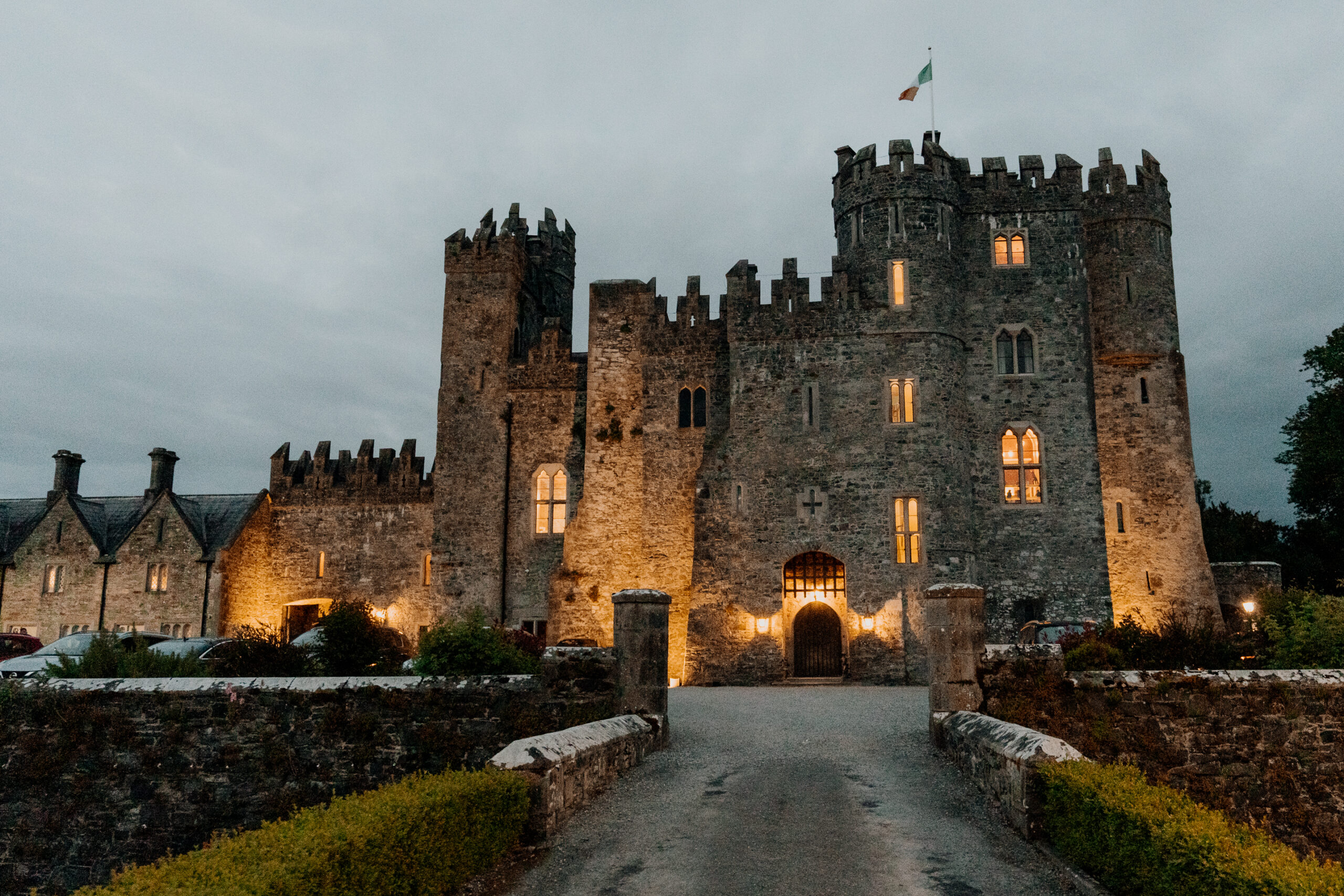 kilkea-castle-wedding-dance-reception-bride-groom