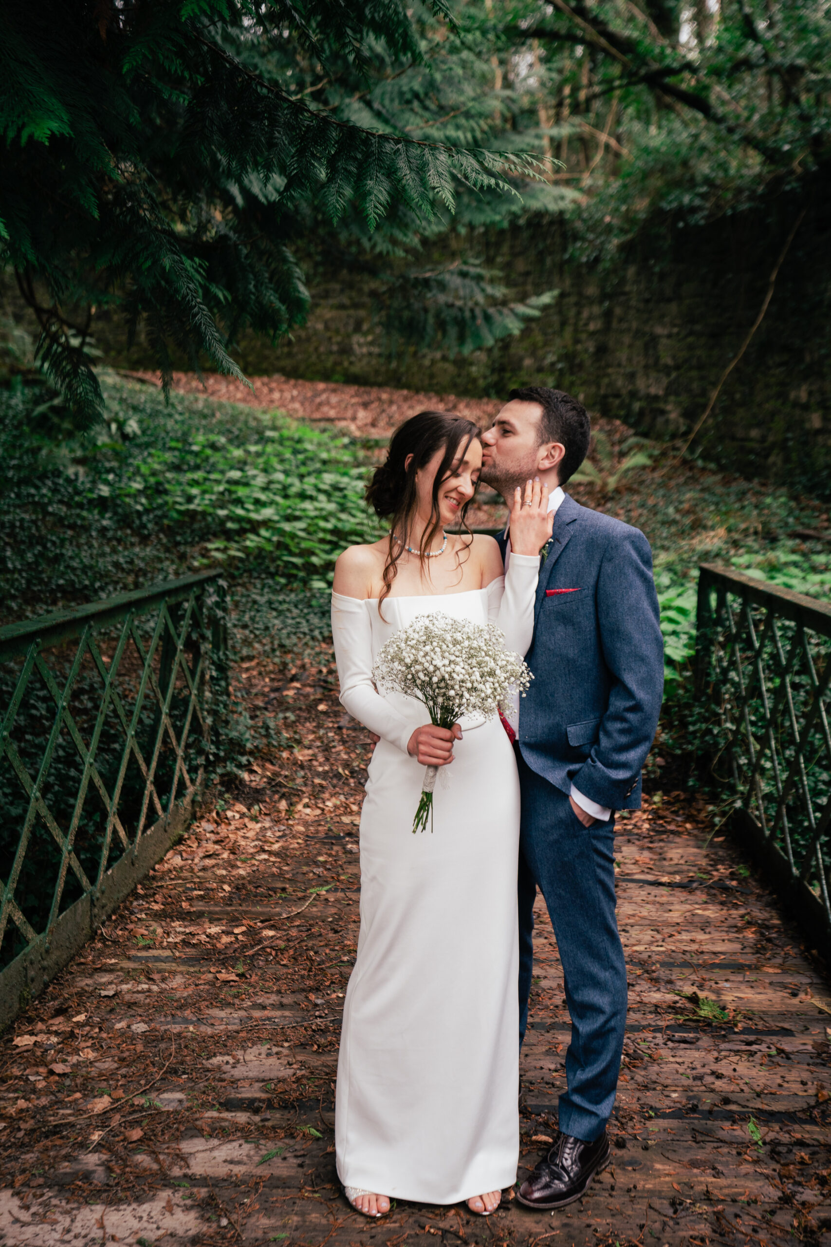 boyne-hill-house-bride-groom-session-engaged-couples-inspiration