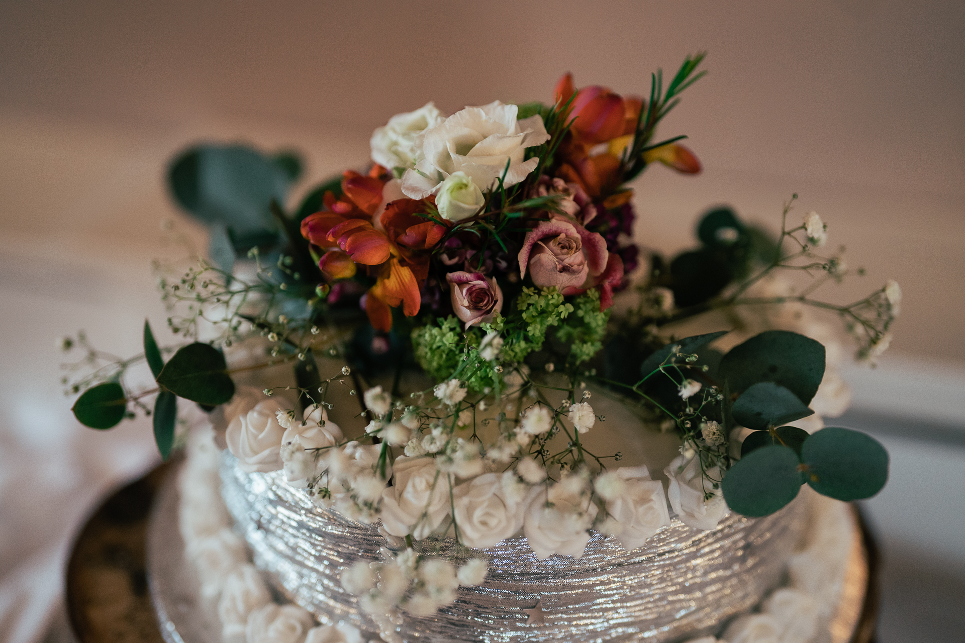 A cake with flowers on it