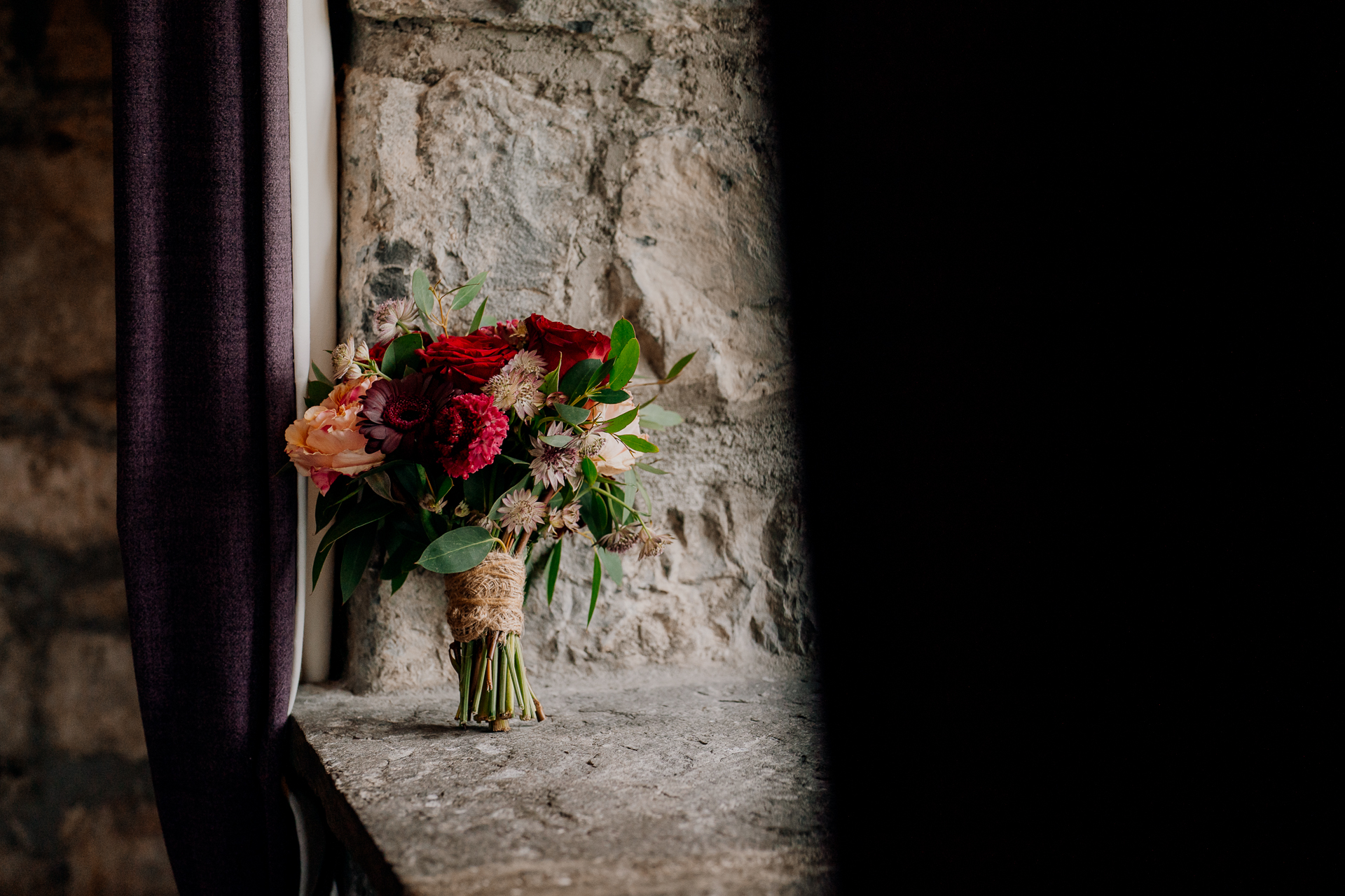 A vase of flowers