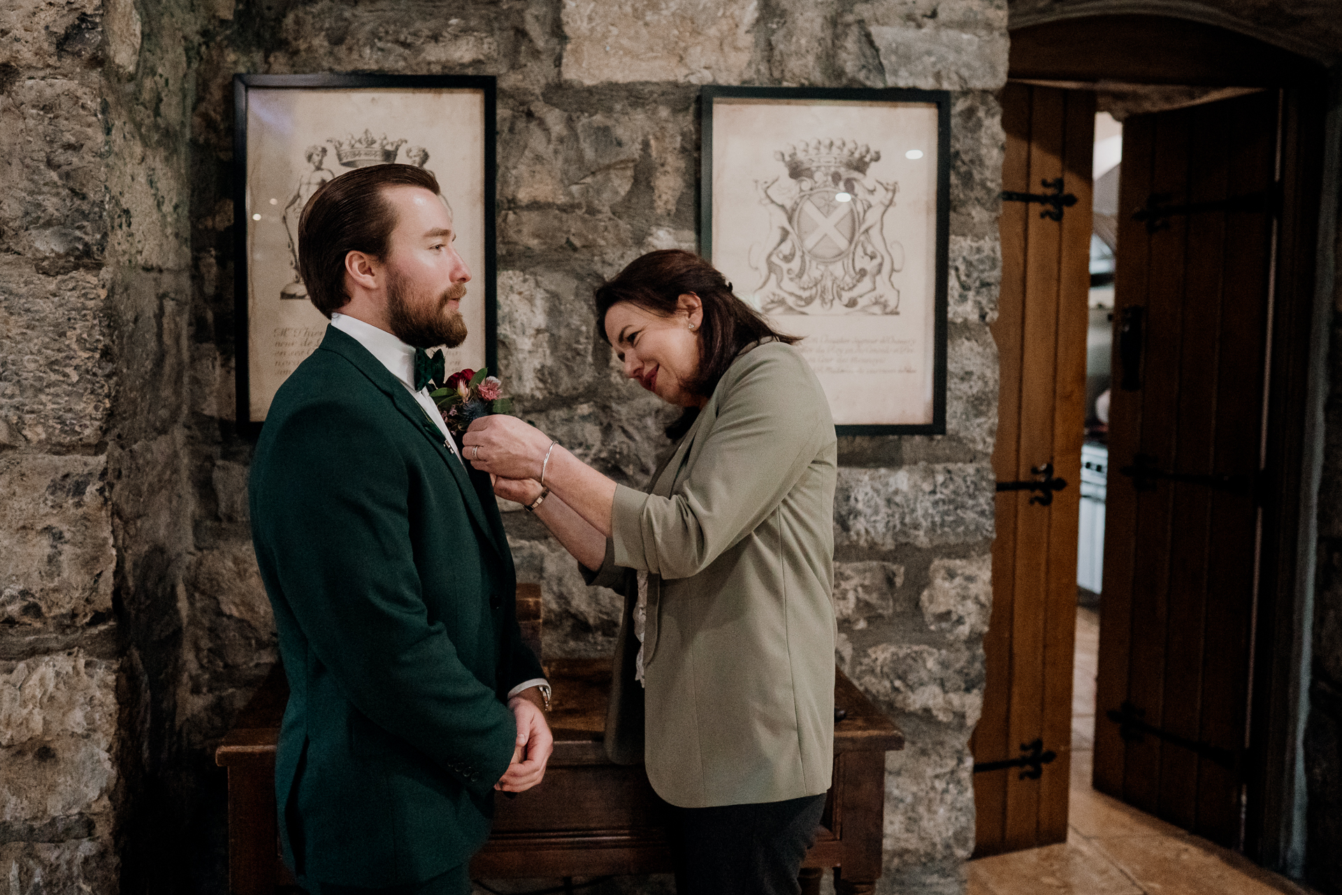 Bride and groom preparations at Cloughan Castle, beautifully captured by Galway Wedding Photographer Wojciech Koza.