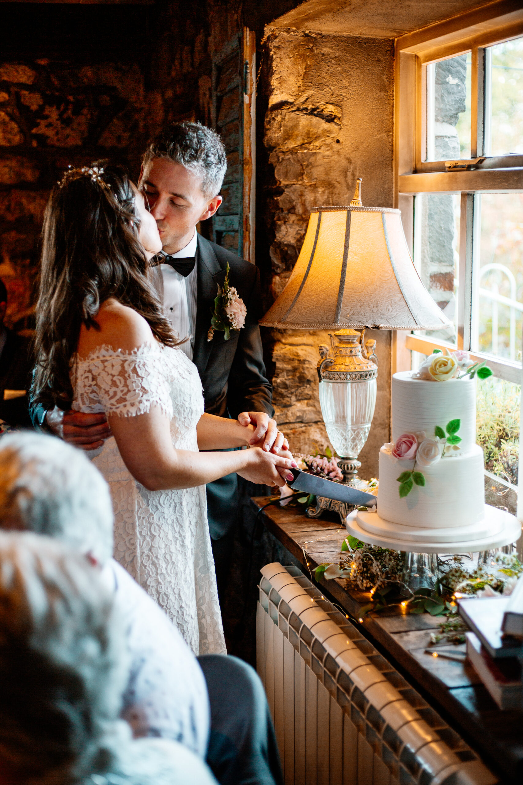 Capturing timeless wedding moments in Galway, Ireland. This wedding at Il Vicolo Restaurant, Christ the King Church, and Salthill Beach showcases the beauty of an intimate Irish wedding. As a Galway Wedding Photographer, I specialize in documentary-style wedding photography, elopements, and destination weddings in Ireland. Each image tells a unique love story, blending natural emotions with the stunning scenery of Galway’s most iconic wedding locations