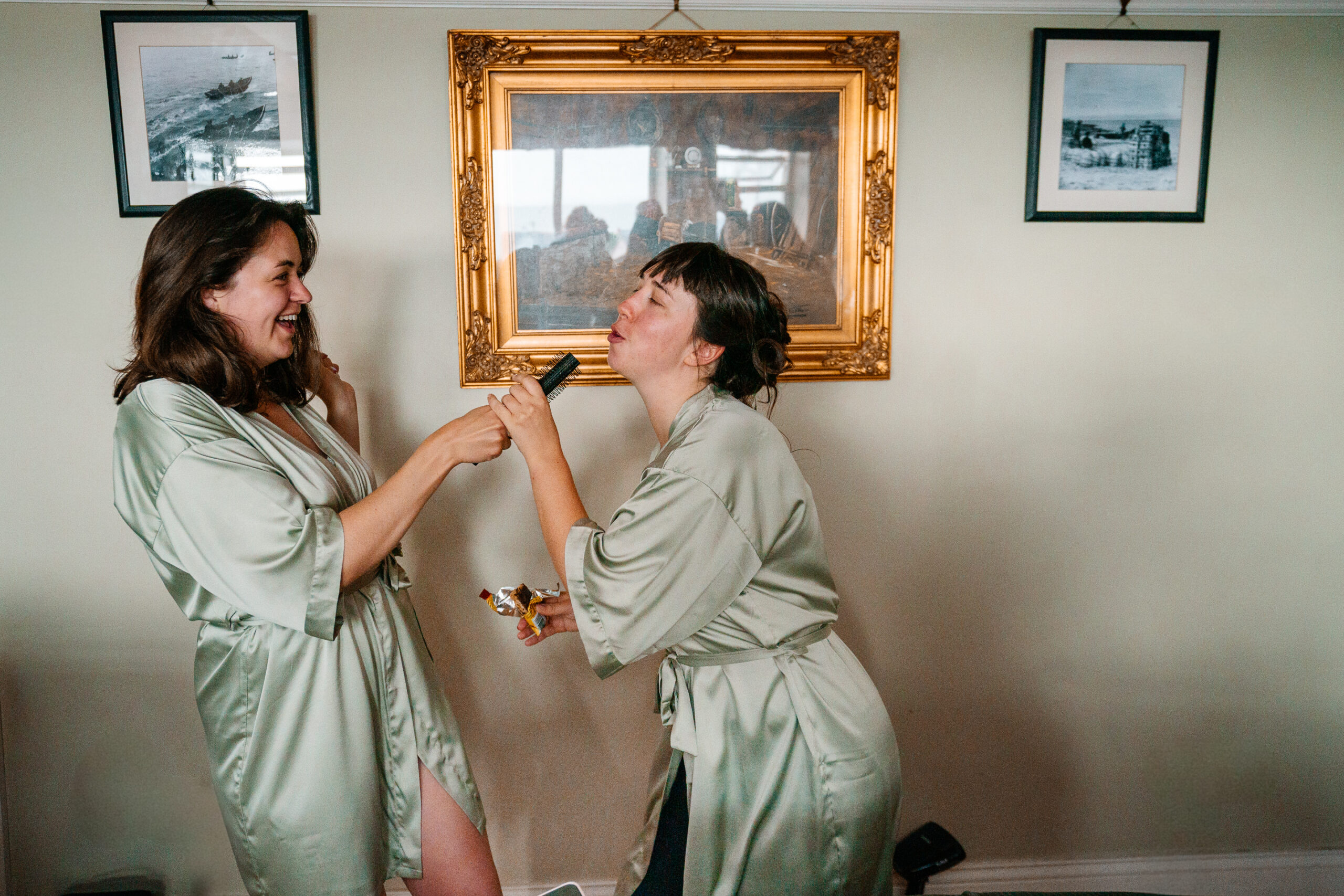 Bridesmaids getting ready at Tigh Ruairí, Inisheer – Aran Islands wedding morning