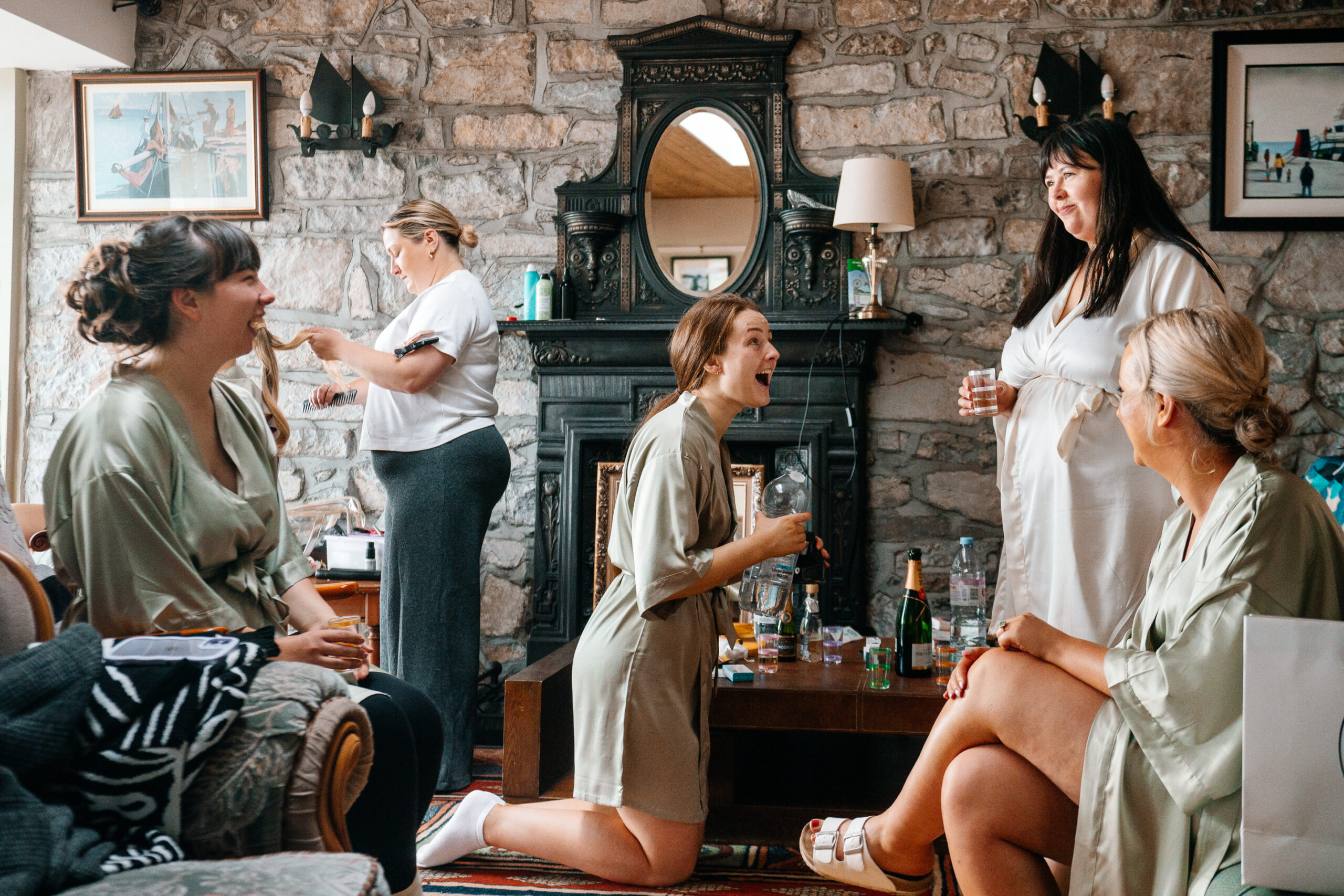 Bridesmaids getting ready at Tigh Ruairí, Inisheer – Aran Islands wedding morning
