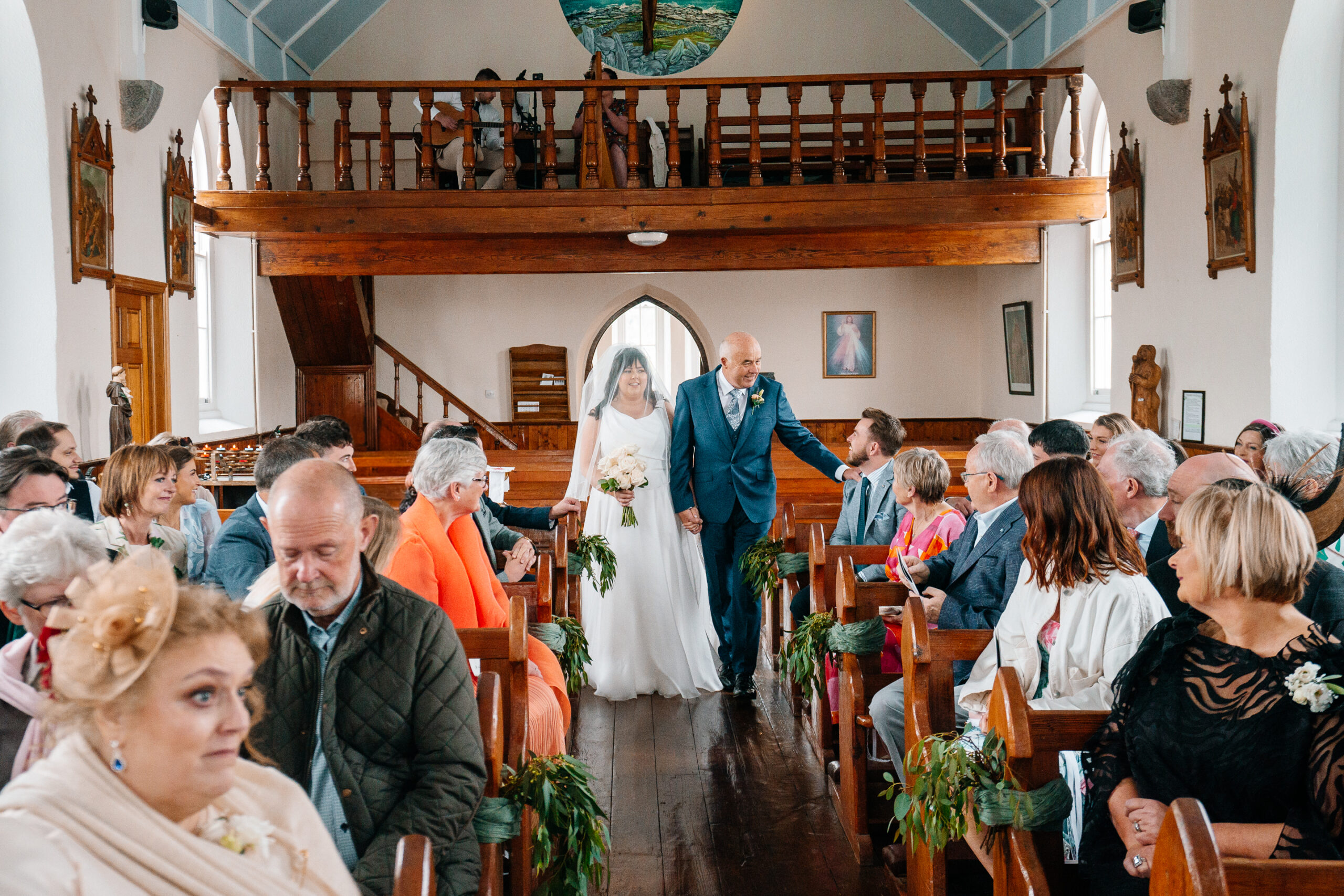 Wedding ceremony at Cill Ghobnait Church on Inisheer – Aran Islands elopement