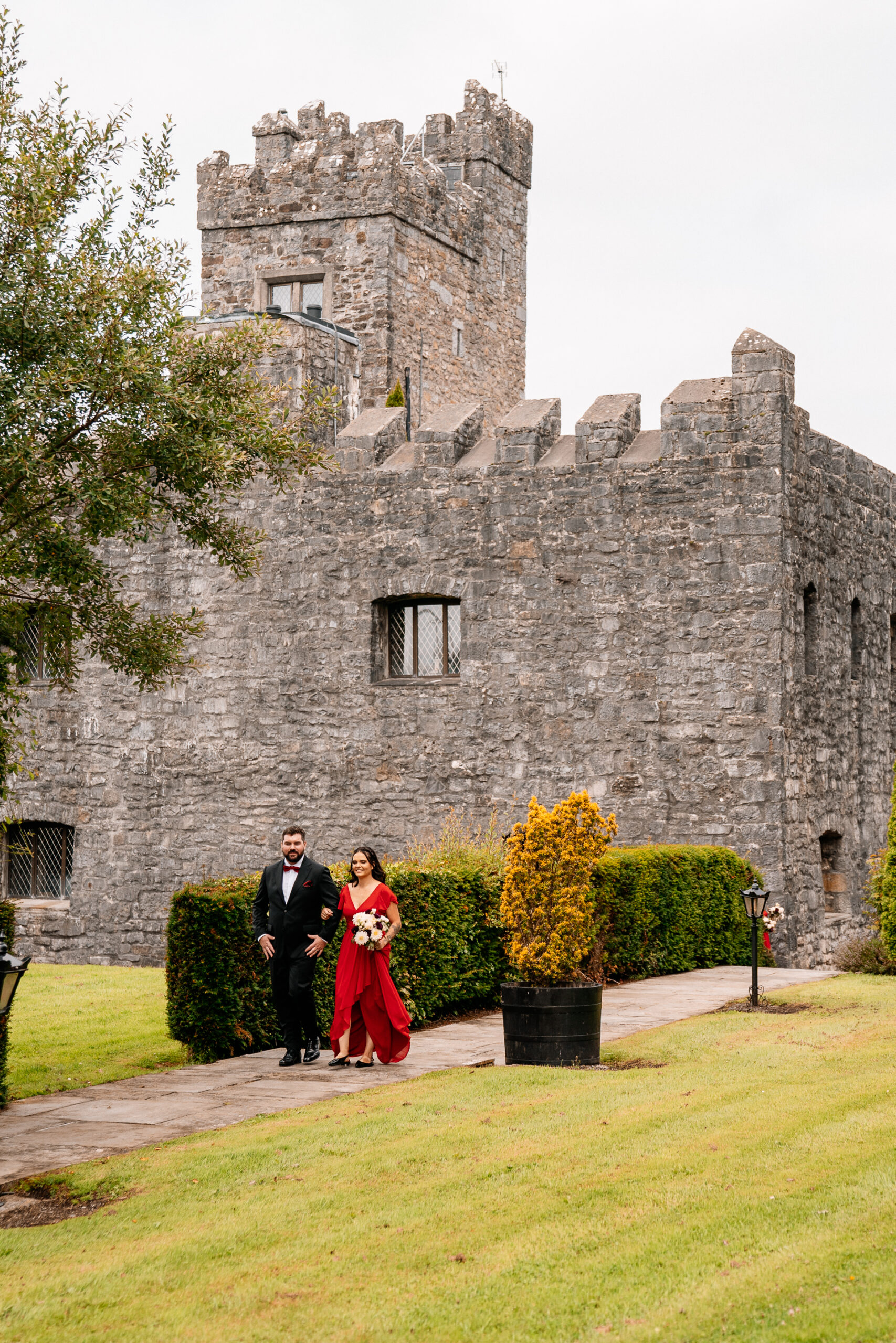 Outdoor wedding ceremony in the gardens of Cloghan Castle