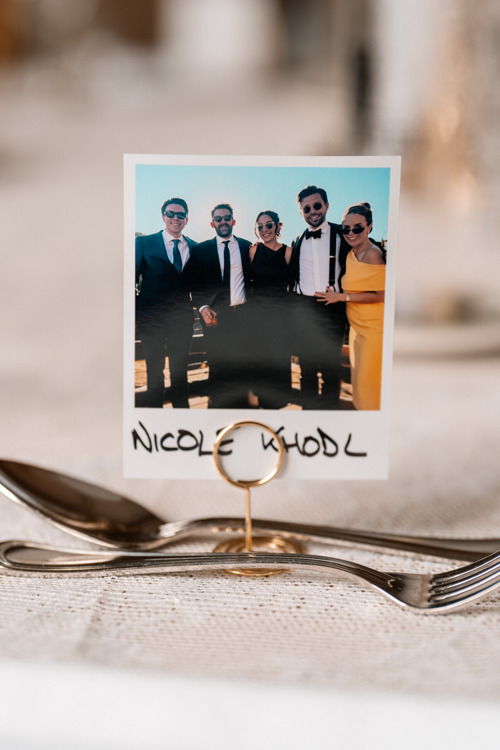 Candid wedding dinner, cake cutting, and live music at Markree Castle dining room