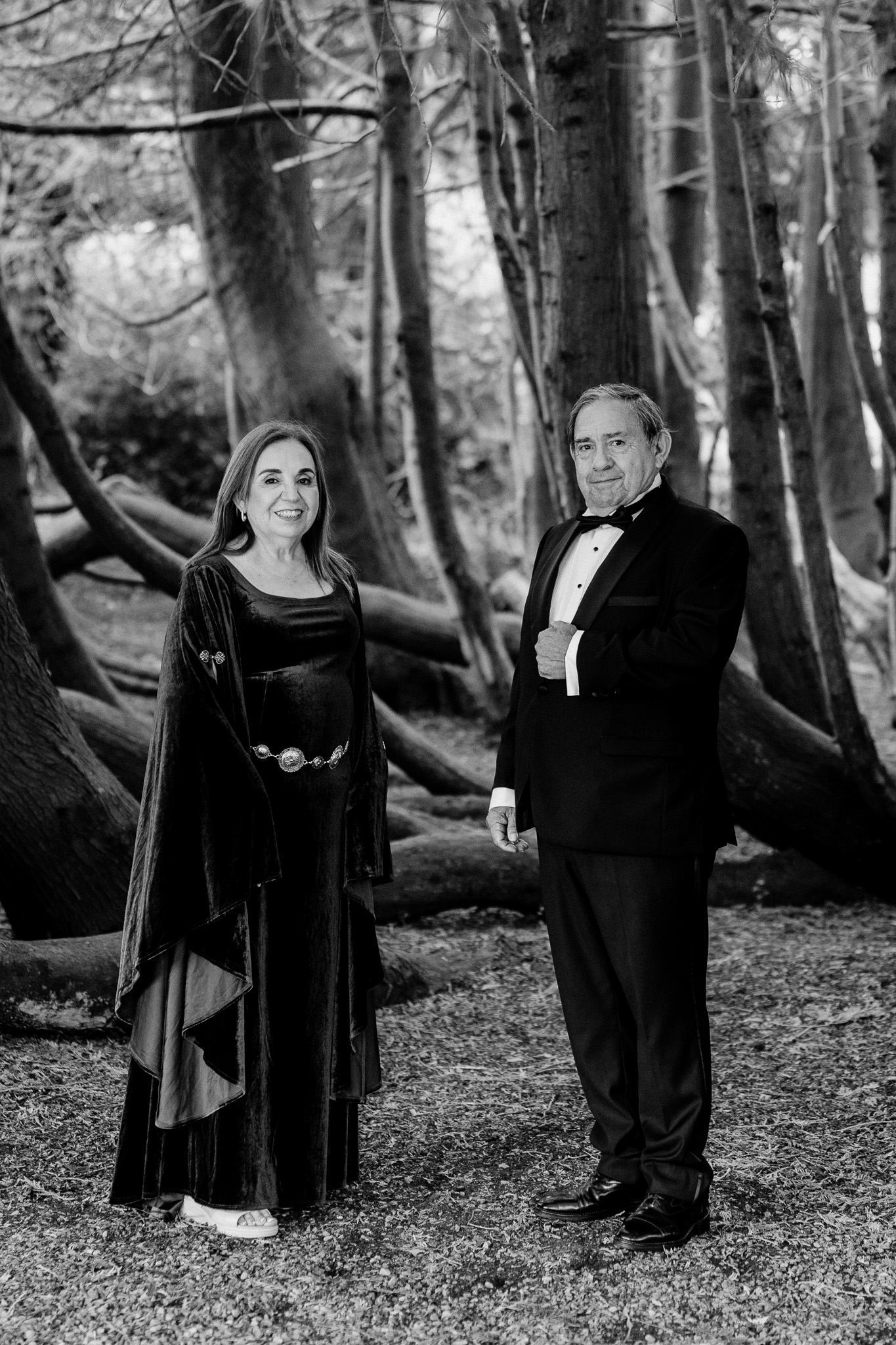 markree-castle-wedding-guests-candid-moment.jpg